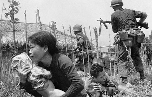 Images of the war in Vietnam more than 40 years ago